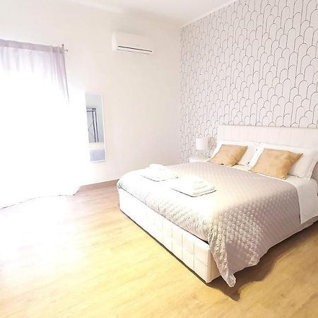 Twin Room Apulia Accommodation - Bari Policlinico Ngoại thất bức ảnh